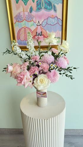 Brill Beauty flower Bouquet- فازة ورد بريل بيوتي