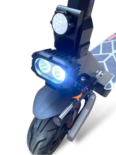 سكوتر M6 MAX التيتانيوم الروسي 60 فولت محركين الاص...