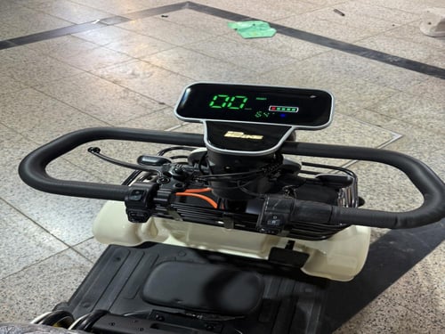 دباب ميني جولف لكبار السن