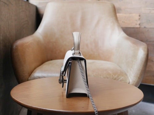 قوتشي ديونيسوس هاندل مقاس 18cm.