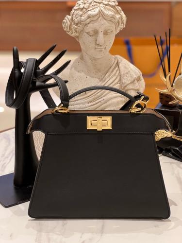 فندي بيكابو مقاس 27سم