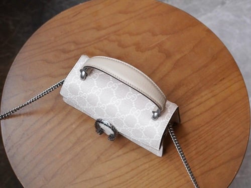 قوتشي ديونيسوس هاندل مقاس 18cm.