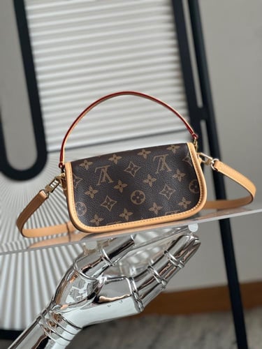 لوي فيتون Nano Diane مقاس 19cm