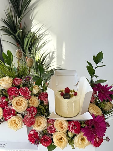 كيك كانديرا | تاتش أوف ناتشر آند ديلايت