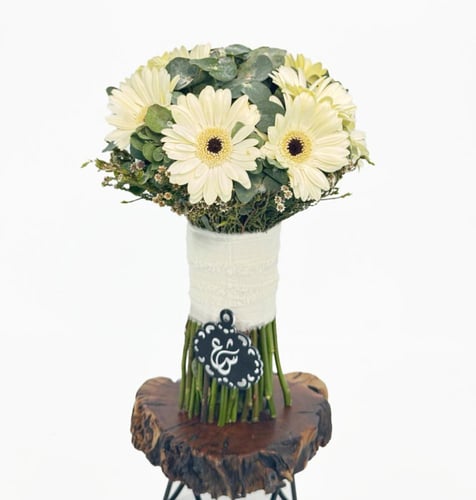 وايت ويدينج ويشْ | مسكة العروس