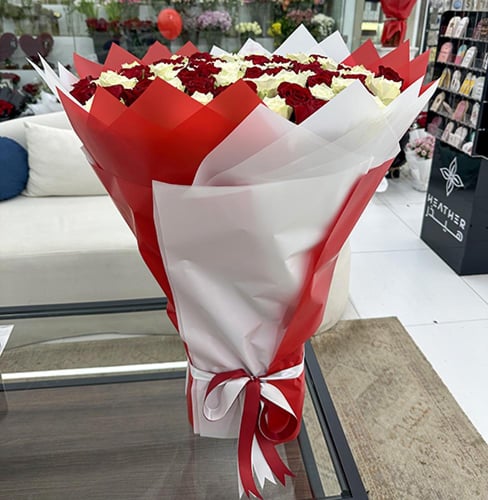 باقة ورد جوري ابيض واحمر | 100ورده