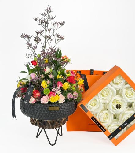 Signature White Rose | فازة دارك فلورال هارموني