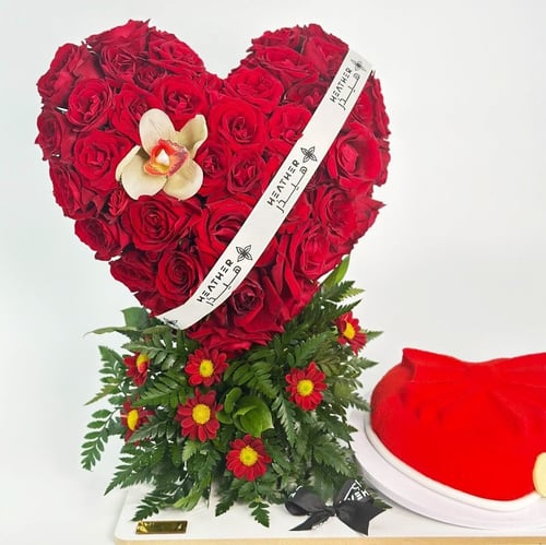 كيك آني وداني ردفلت | باقة روزالينا جوري كريز