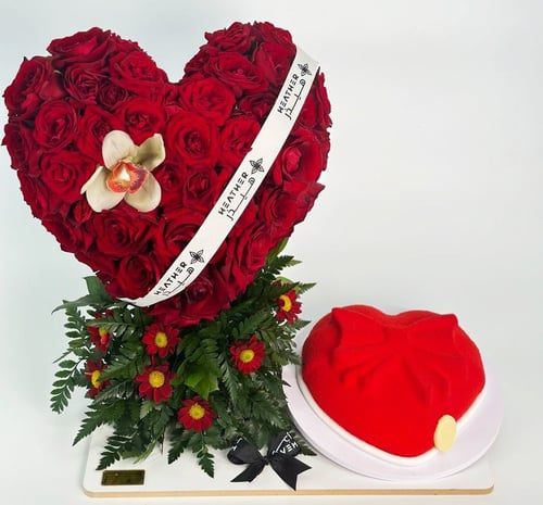 كيك آني وداني ردفلت | باقة روزالينا جوري كريز