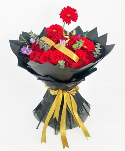 باقة ريد كولور ستروم