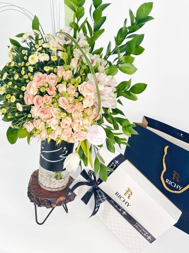 9966 قماش ريتشي | فازة البريق والنقاء