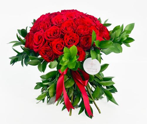 باقة جوري أحمر