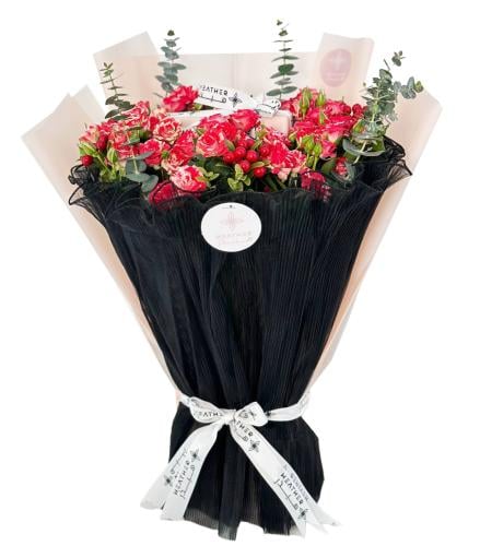 باقة سيليستيا بيبي جوري | تغليف ورق وقماش اسود