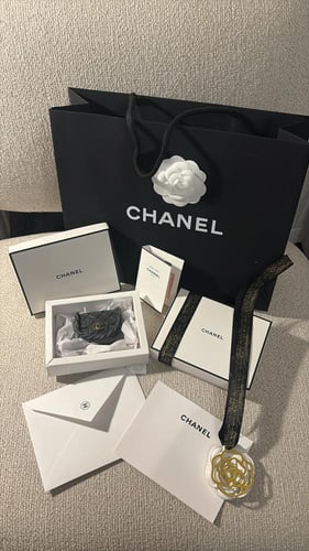 باكج CHANEL شمعه وتعليقه سياره