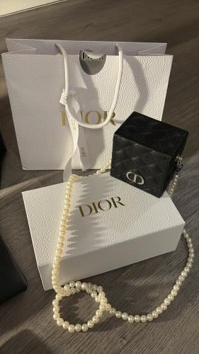 شنطه DioR الاصليه ميني مع مرايا