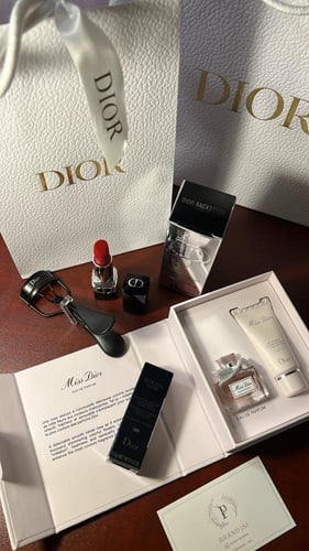 بكج Dior gift