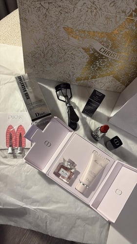 بكج Dior gift