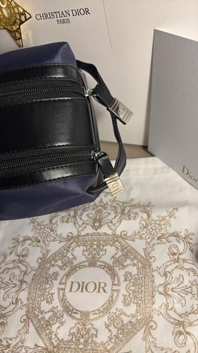 هاند باق Dior تسليم فوري