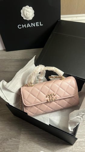 Chanel bag pink فوريه