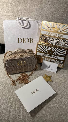 Dior bag الموسميه مع ستراب