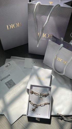 تسليم فوري Hunger phone