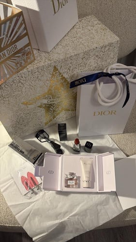 بكج Dior gift