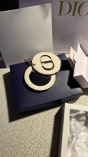 باكج للاهداء DiOR الاصلي