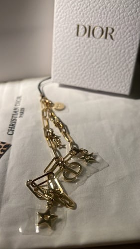 تسليم فوري Hunger phone