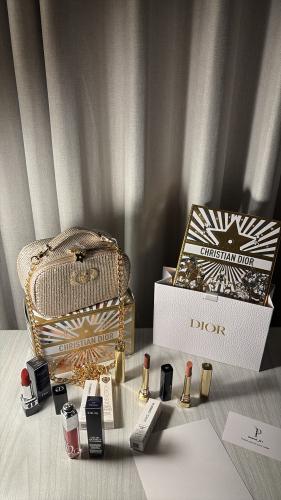 باكج Dior وميكب دولتشي