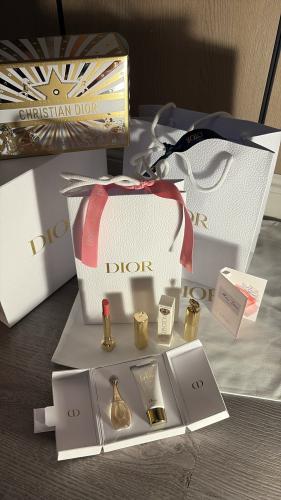 باكج العيد الاصلي Dior