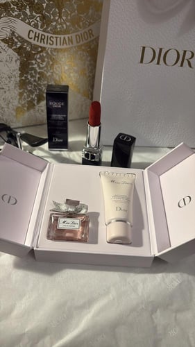 بكج Dior gift