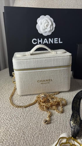 Chanel bag الموسميه
