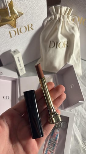 باكج Dior