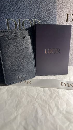 كارد Dior تسليم فوري