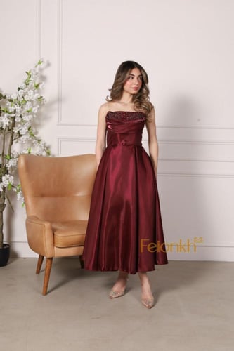 فستان: برغندي ارجنز ناعم لمعه ميد