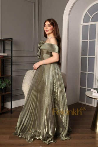 فستان: زيتي سهرة انيق