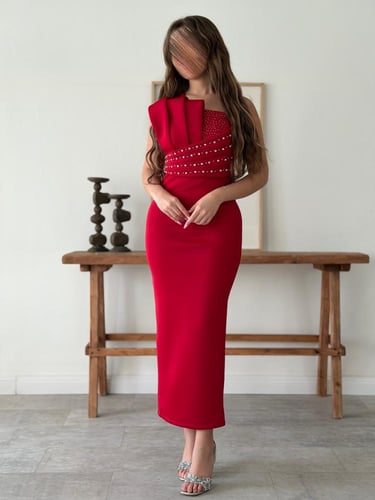 فستان احمر ون شولدر