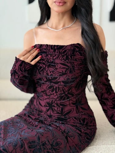 فستان ليالي عنابية