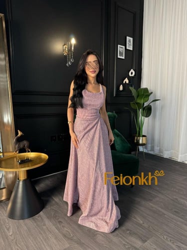 فستان: ناعم بلمعه