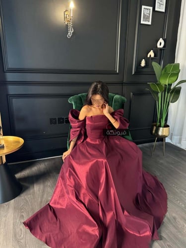 فستان برغندي تفته لمعه