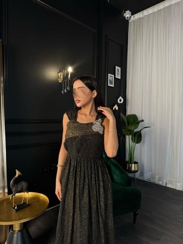 فستان لمعه ذهبي