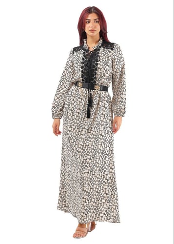 فستان نسائي