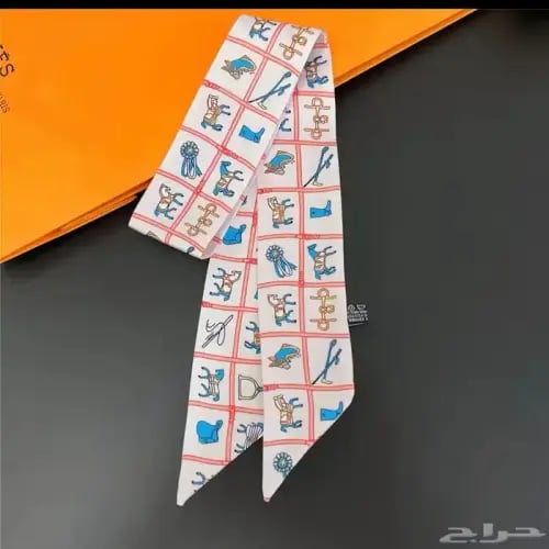 سكارفات ماركة هيرمز