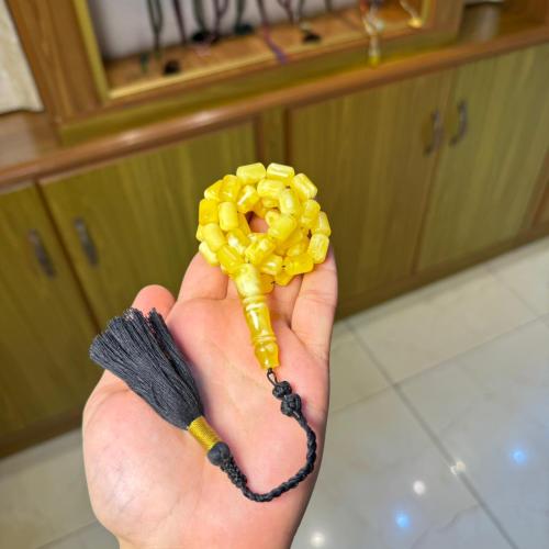 كهرمان طبيعي