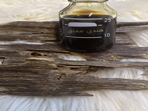 دهن عود هندي معتق ربع التوله