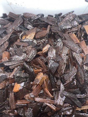 العود المسقى الملكي