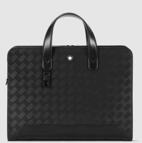 حقيبة عصرية مصممة لتوفير العملية والسهولة لسكان ال...