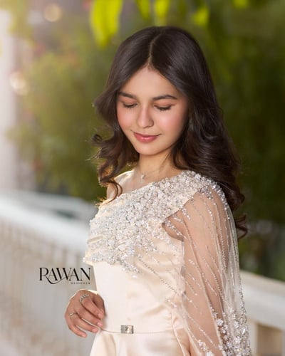 فستان بيج ميكادو مع شك