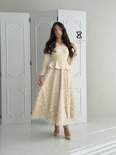 فستان بيج بقصه خصر انيقه