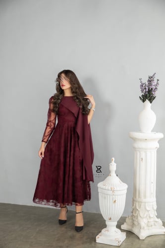 فستان انيق بـ لون عنابي